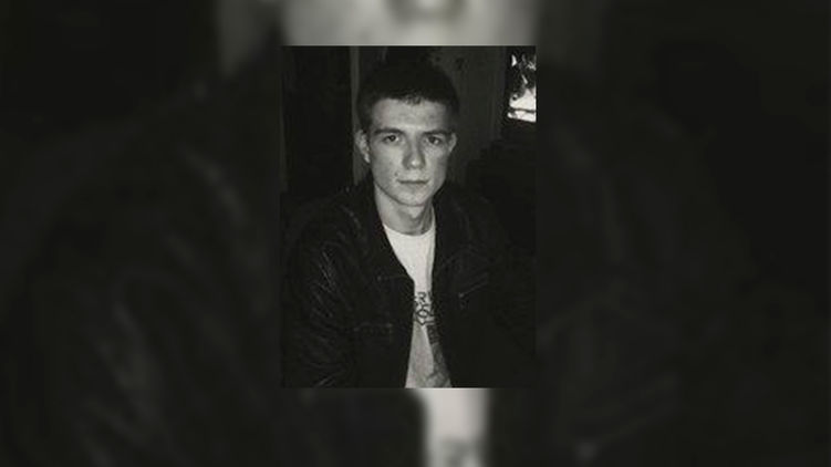 Ярослав Розумняк застрелился, когда заступил на дежурство в ЦИК. Фото: kiev.informator.ua