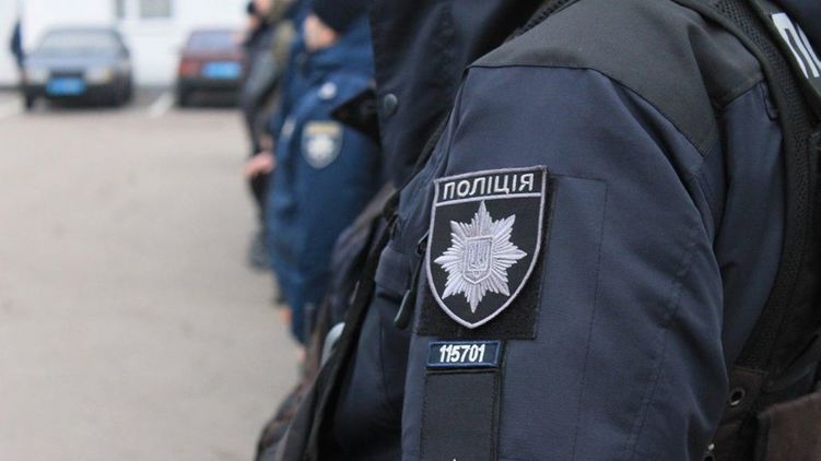 Полиция подозревает двух школьников в насилии над мужчиной с инвалидностью. Фото: Facebook/ Поліція Київської області