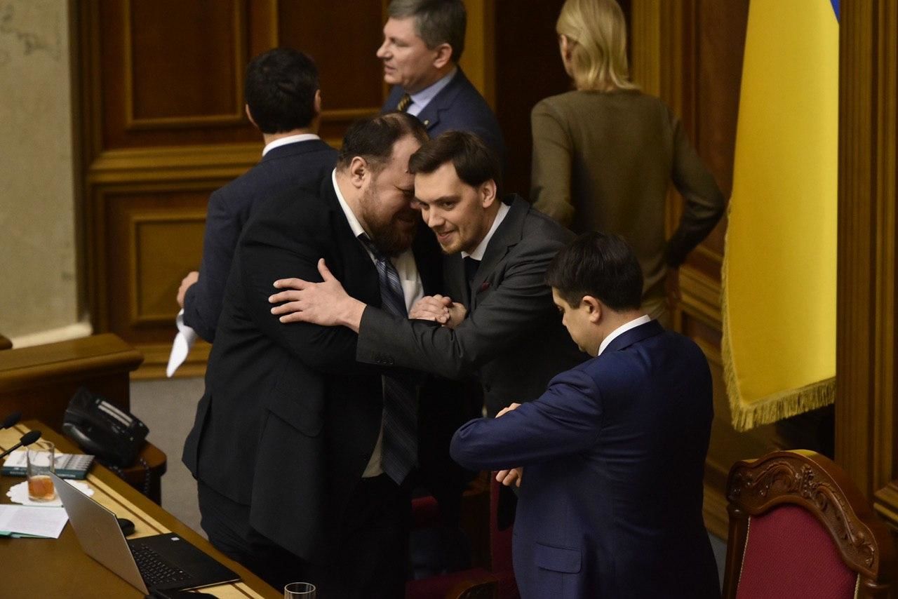 Половина Кабмина Гончарука оказались кандидатами на вылет. Фото: "Страна"