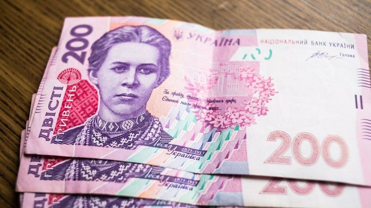 В Офисе генпрокурора рядовые сотрудники расстроены размером зарплаты. Фото: "Страна"