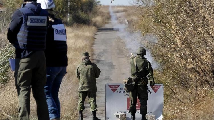 "Республики" Донбасса могут стать участниками переговоров. Фото: EPA
