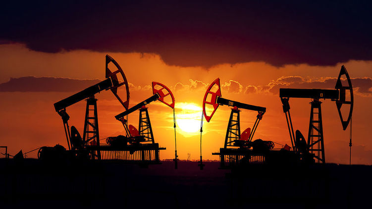 Цена на нефть опустилась до 18-летнего минимума. Фото: novostipmr.com