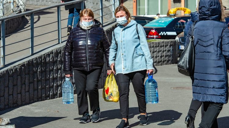 В период карантина действуют ограничения. Фото: Страна
