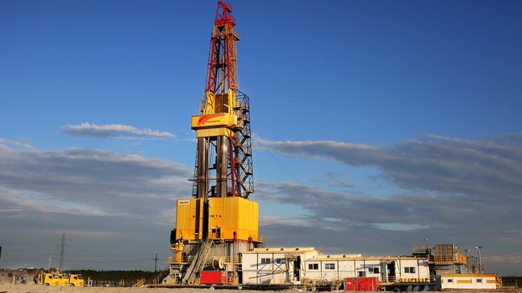 Цены на нефть сегодня поползли вниз. Фото: facebook.com