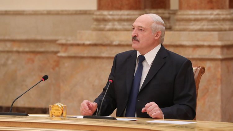 Александр Лукашенко раскритиковал своих конкурентов в предвыборной гонке. Фото: belta.by