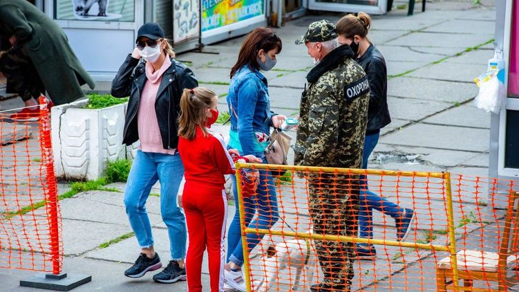 Киев переходит на адаптивный карантин. Фото: "Страна"