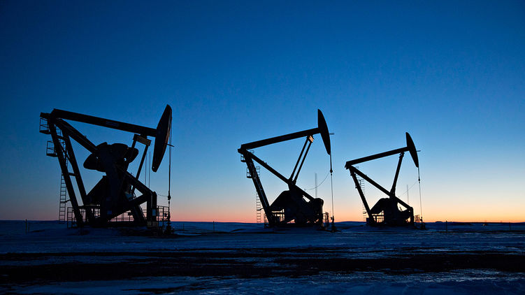 ОПЕК продлила сокращение добычи нефти