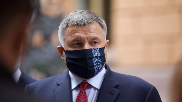 Кабмин дал Авакову 2,7 млрд гривен на борьбу с коронавирусом. Фото: 5 канал