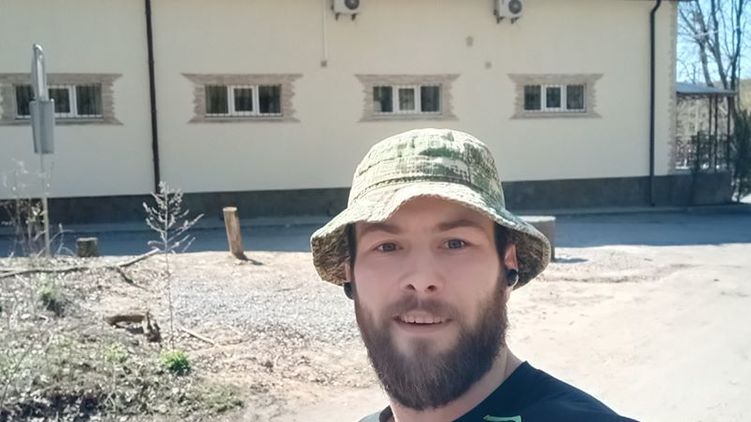 Кирьякова отпустили последним из пятерки участников массовки Стерненко. Фото: Facebook