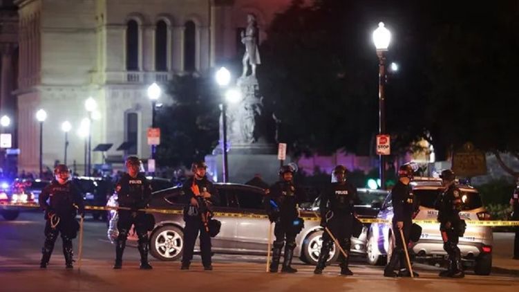 В США в ходе протестов погиб человек. Фото: courier-journal.com