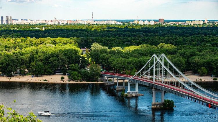 В Украине 10 июля будет сухо и солнечно. Фото: "Страна"