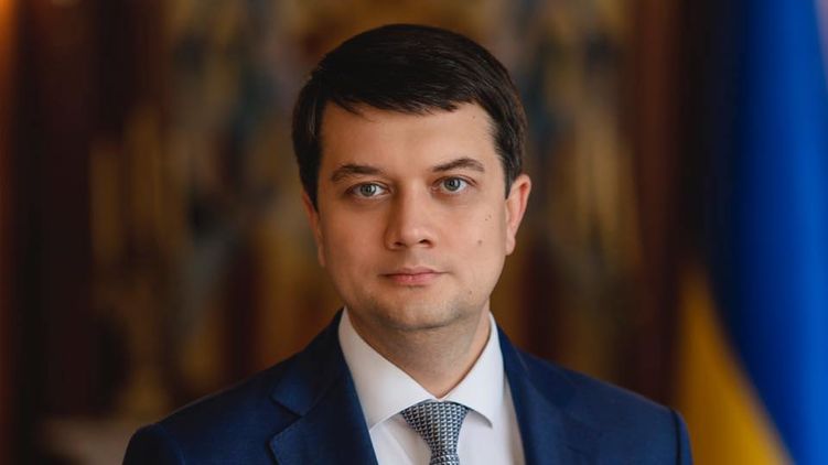 Разумков прокомментировал обрушившиеся рейтинги Зеленского. Фото: Facebook