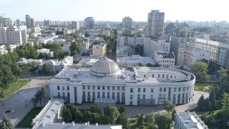 Парламент рассмотрит изменение в избирательное законодательство в четверг. Фото: "Страна"