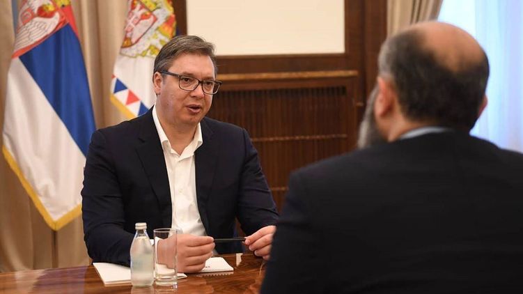 Глава государства Вучич пошел учиться на баскетбольного тренера. Фото: Instagram/Александр Вучич
