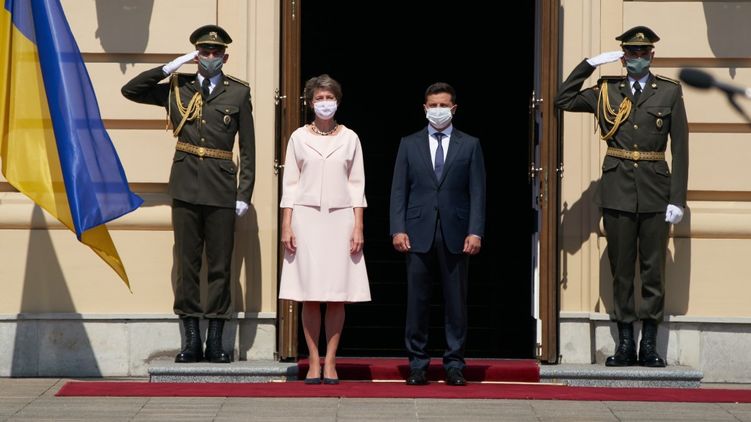 Симонетты Зоммаруга прибыла вчера в Украину на три дня. Фото: president.gov
