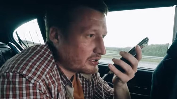 Военкор пообщался с украинским дипломатом. Скриншот из видео
