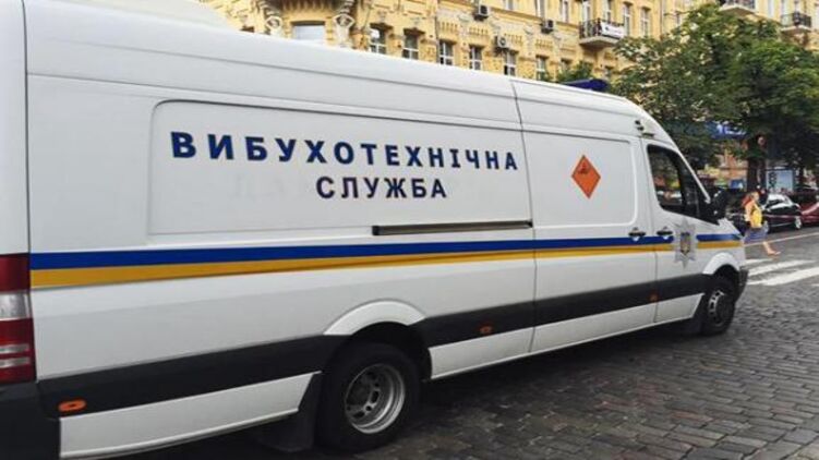 Задержали ложного минера посольств в Киеве, фото: unn.com.ua