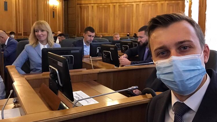 Комитет Рады поддержал опрос на местных выборах. Фото: Facebook