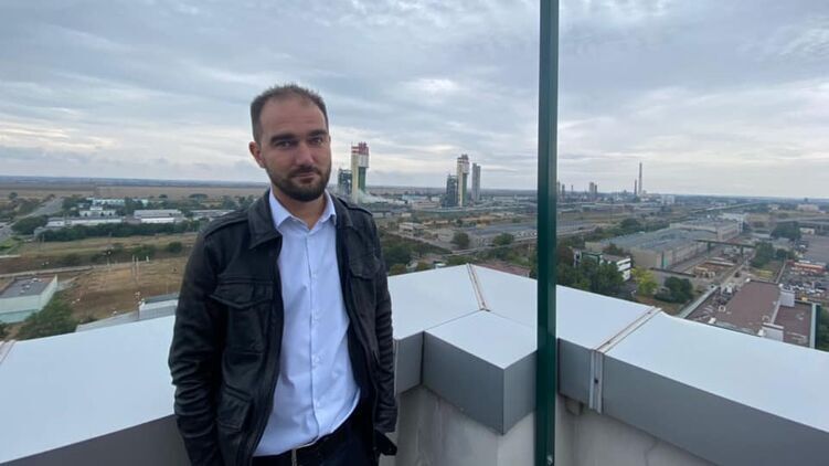 Нардеп со вторника не появился в Раде. Фото: Facebook/ Александр Юрченко