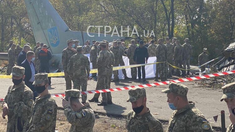 Специальная комиссия будет устанавливать личности погибших курсантов по экспертизе ДНК, фото Страна