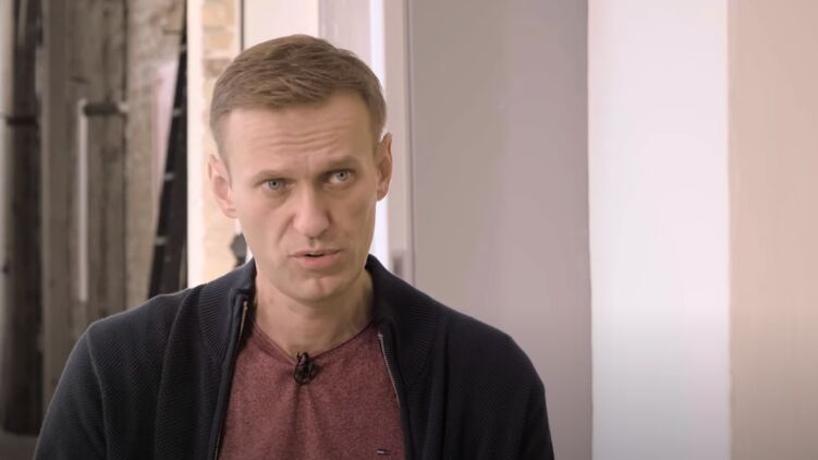 Алексей Навальный рассказал Юрию Дудю о своей встрече с Меркель. Скриншот из видео