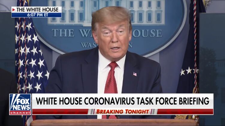 Дональду Трампу приходится отбиваться от многочисленных обвинений