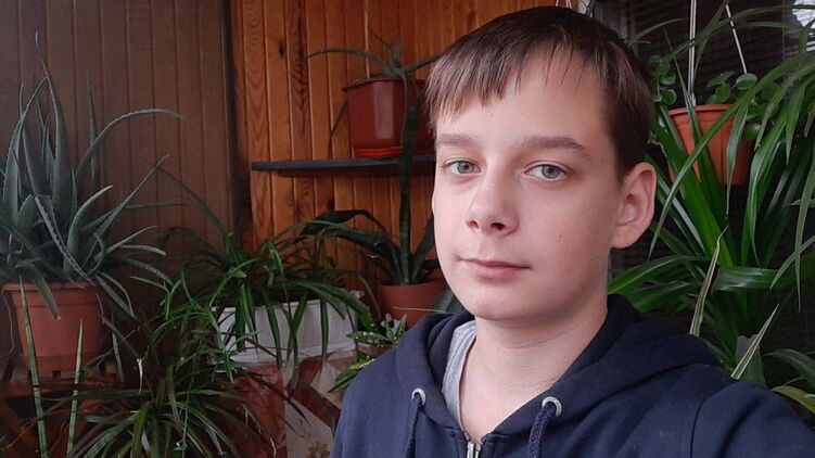 Арсений Невгодовский в интервью "Стране" рассказал свою версию нападения на тетю и ее сына. Фото: Фейсбук Арсения