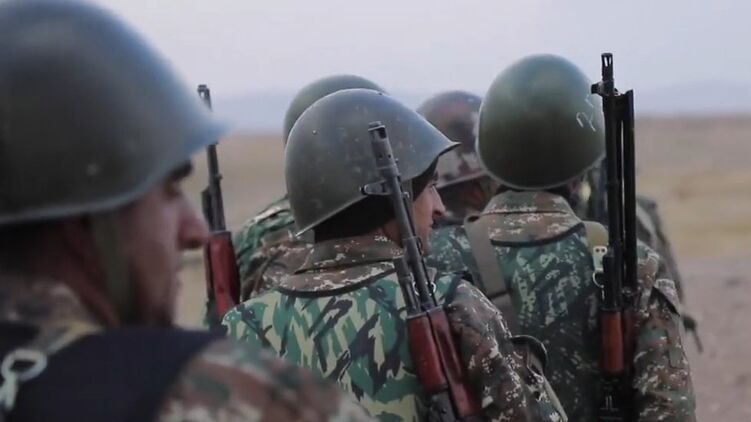 В соглашении закреплены даты, до которых Армения должна передать Азербайджану контроль над регионами Карабаха. Фото: Flickr