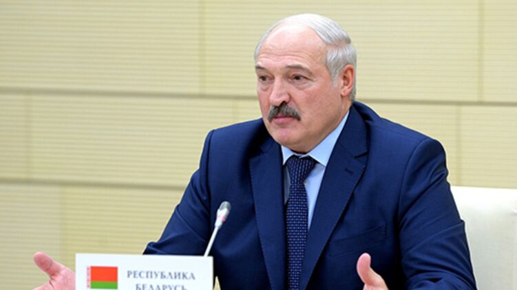 Лукашенко заявил, что революция делает страну слабее. Фото: img.vz