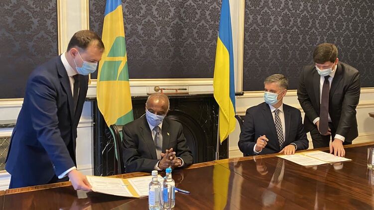 Украина подписала безвиз с карибским государством. Фото: Twitter