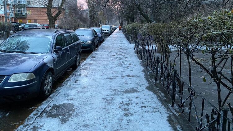 Гололед в Украине продержится до конца недели. Фото :"Страна"