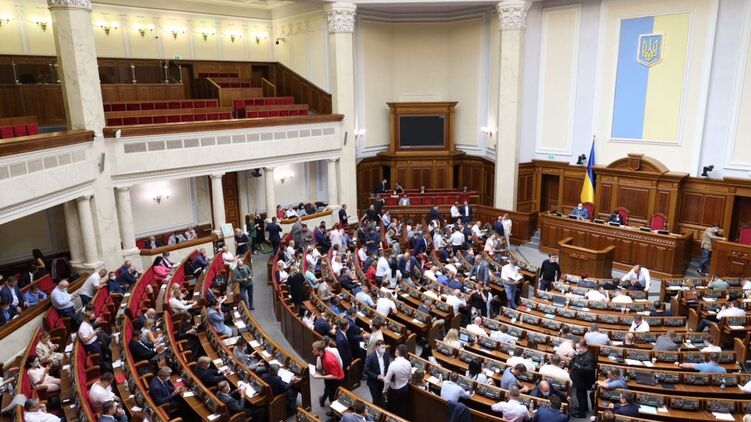 Нардепы приняли законопроект №3755 во втором чтении. Фото: "Страна"