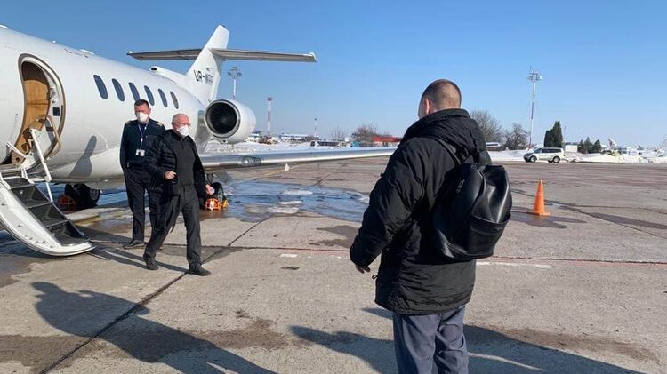 Бывшего топ-менеджера "ПриватБанка" Яценко достали из-под неба не просто так. Фото из открытых источников 