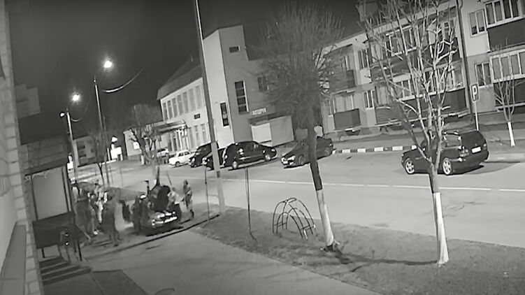 Водитель попытался скрыться. Кадр с видео