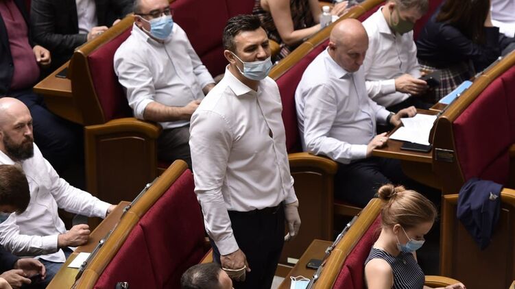 "Слуга народа" Николай Тищенко снова оскандалился в Верховной Раде, фото: Изым Каумбаев, "Страна"