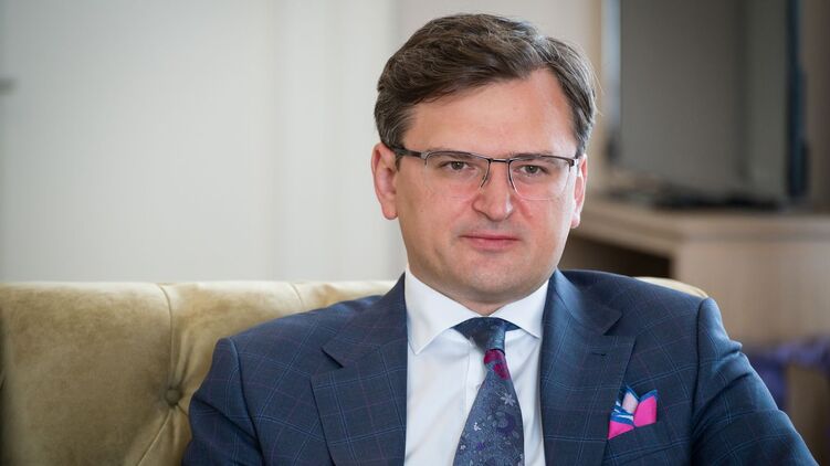 Кулеба поручил проверить информацию о возгорании судна возле Шри-ланки с украинскими моряками. Фото: "Страна"