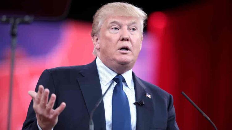 Трамп подает в суд на Facebook, Twitter и Google. Фото: snl.no