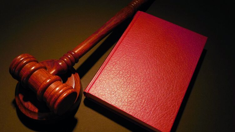 Суд разрешил заочно проводить досудебное расследование дела против Януковича. Фото:  PxHere
