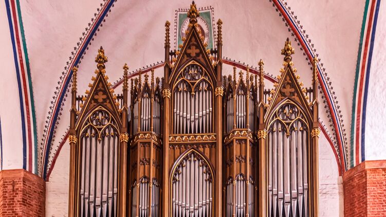 В Киеве пострадал орган исторического значения. Фото: analogicus с сайта Pixabay