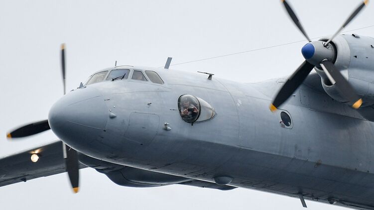 Внезапно пропавший с радаров российский самолет Ан-26 по предварительным данным потерпел крушение. Фото: РБК