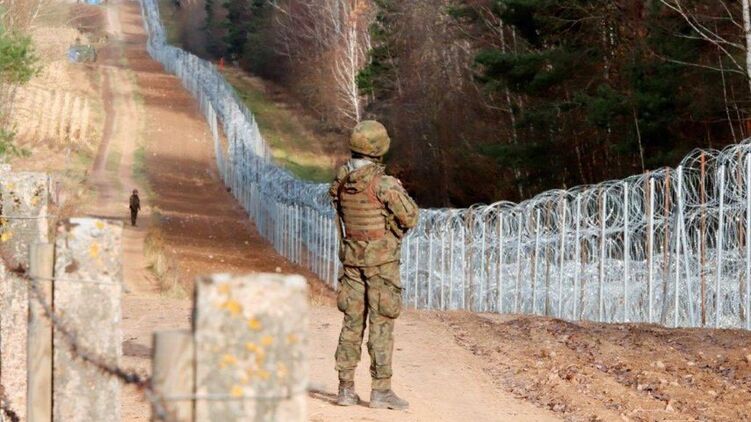 Группа британских войск направлена на границу Польши. Фото: twitter.com/mblaszczak