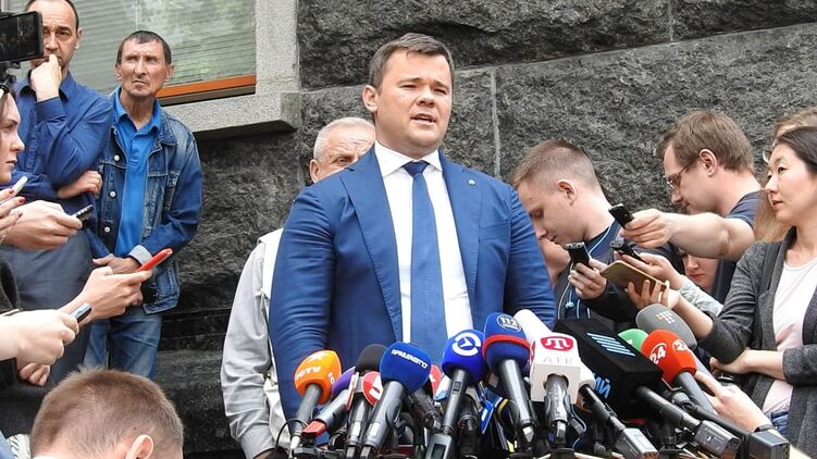 Андрей Богдан назвал отношения Владимира Зеленского с Путиным дипломатической катастрофой. Фото: "Страна"