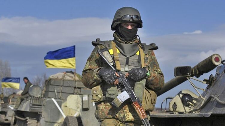 Двое украинских военных на Донбассе подорвались на неизвестном взрывном устройстве. Фото: slovoidilo.ua