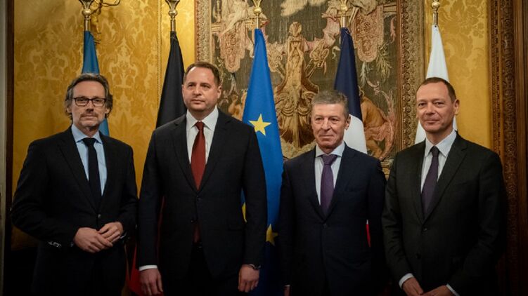 Переговоры прошли в Елисейском дворце. Фото: twitter.com/elysee
