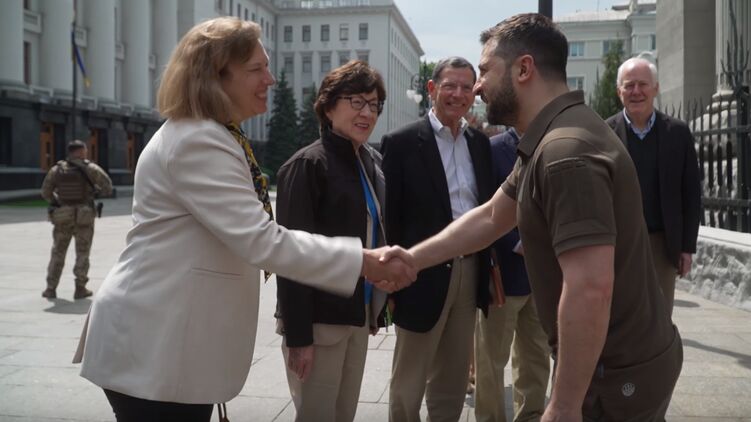 В Киев с визитом прибыла делегация Сената США. Фото: Скриншот из видео 
