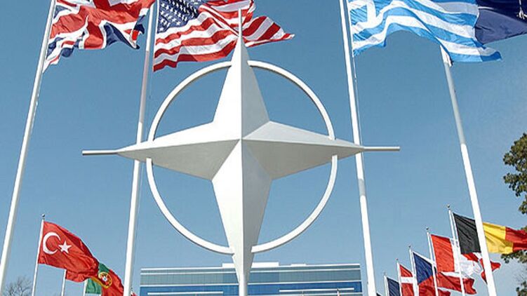 Более трети украинцев хотят вступления страны в НАТО. Фото: flickr.com