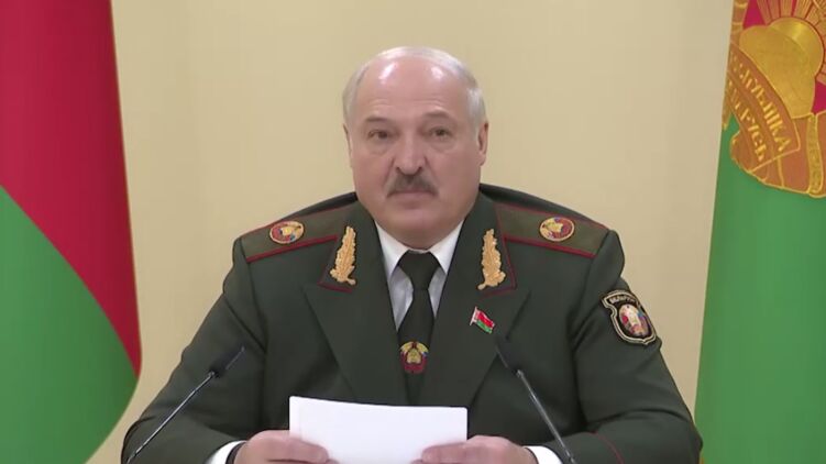 Президент Беларуси приказал создать оперкомандование на украинском направлении. Скриншот видео