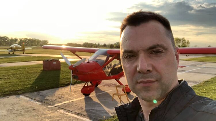 Арестович рассказал, когда Украина пойдет в контрнаступление. Фото: Facebook/Олексій Арестович