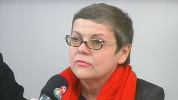 Томилина получила легкие ранения и была госпитализирована, а ее охранник якобы погиб
