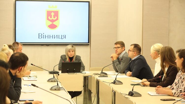 Горсовет обсуждал переименования. Фото: vmr.gov.ua